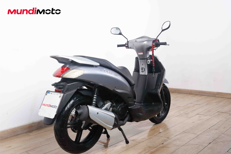Motorbike image 2