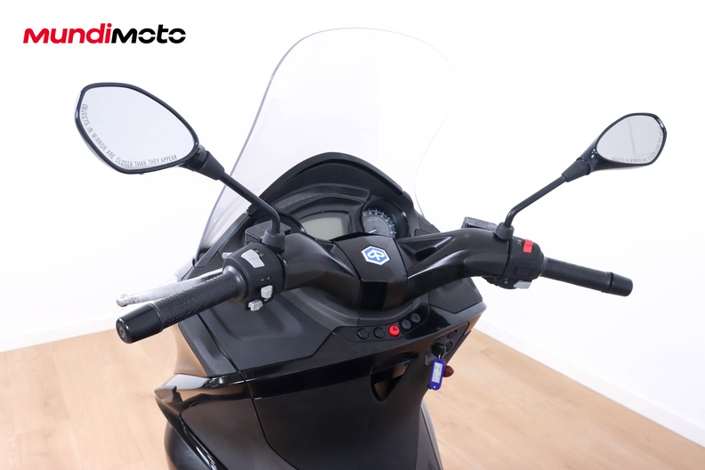 Motorbike image 10