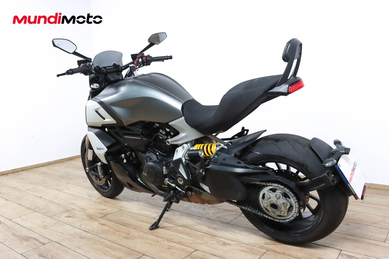 Motorbike image 7
