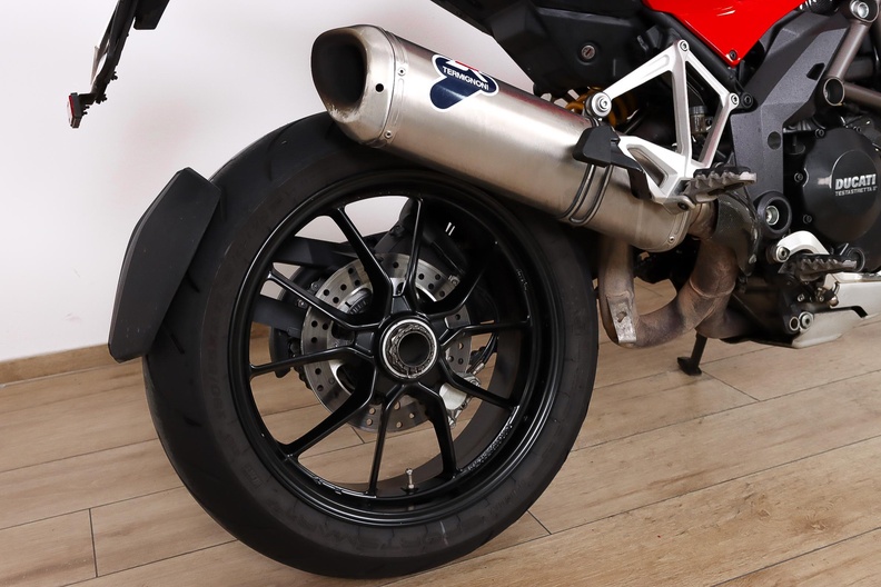 Motorbike image 6