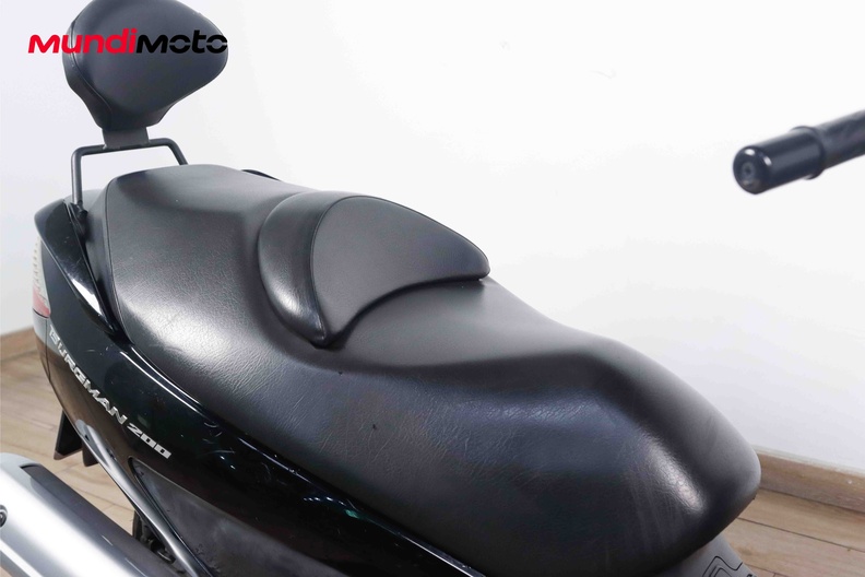 Motorbike image 13