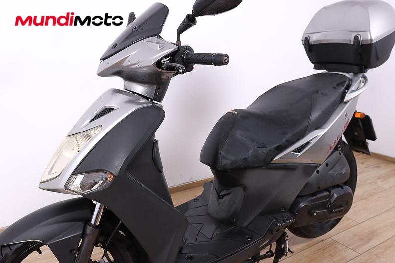 Motorbike image 8