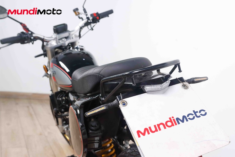 Motorbike image 8