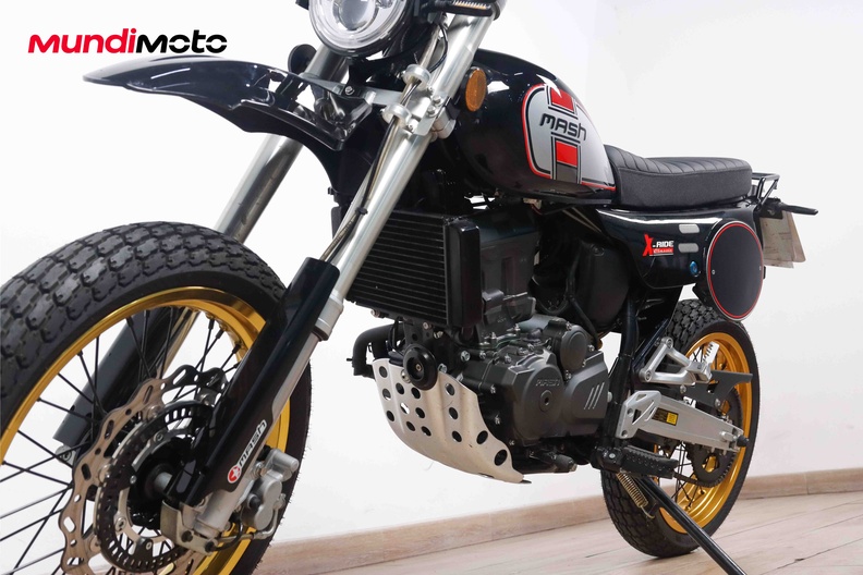 Motorbike image 9